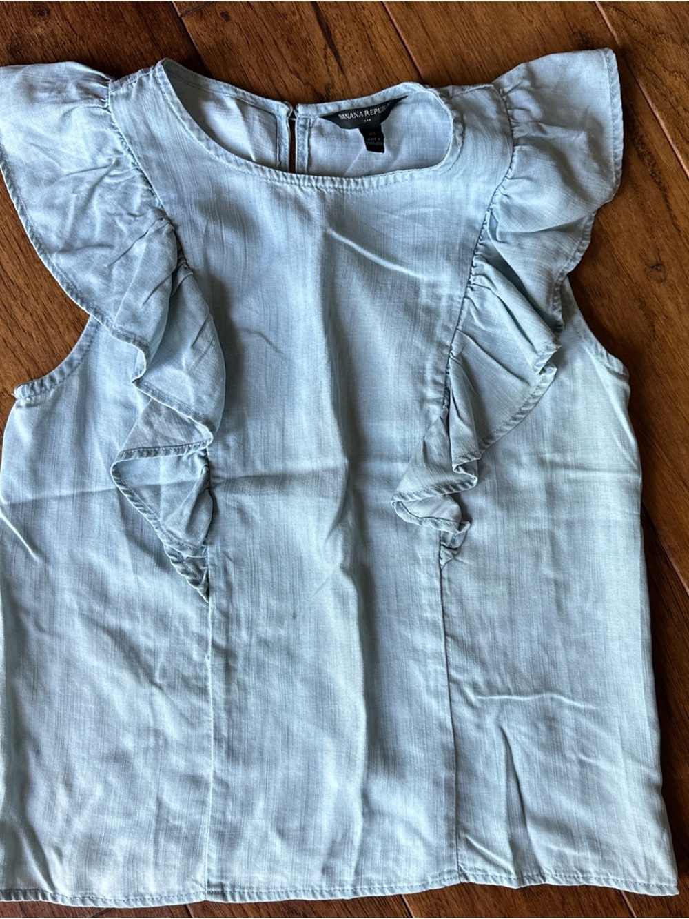 Light Blue Tencil Flutter Sleeve Tank Banana Republic XS Soft Blouse